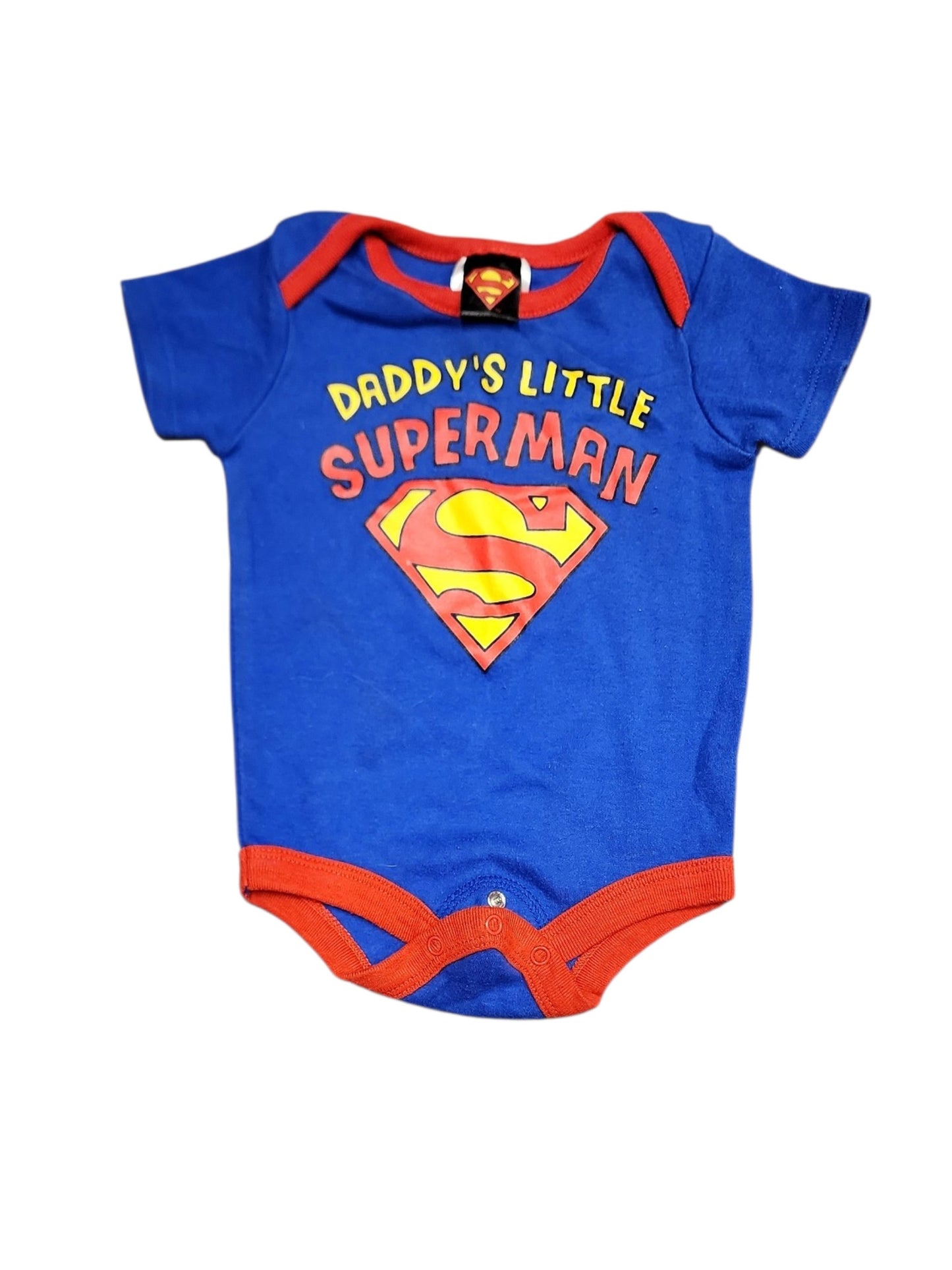 3mois cache couche Superman