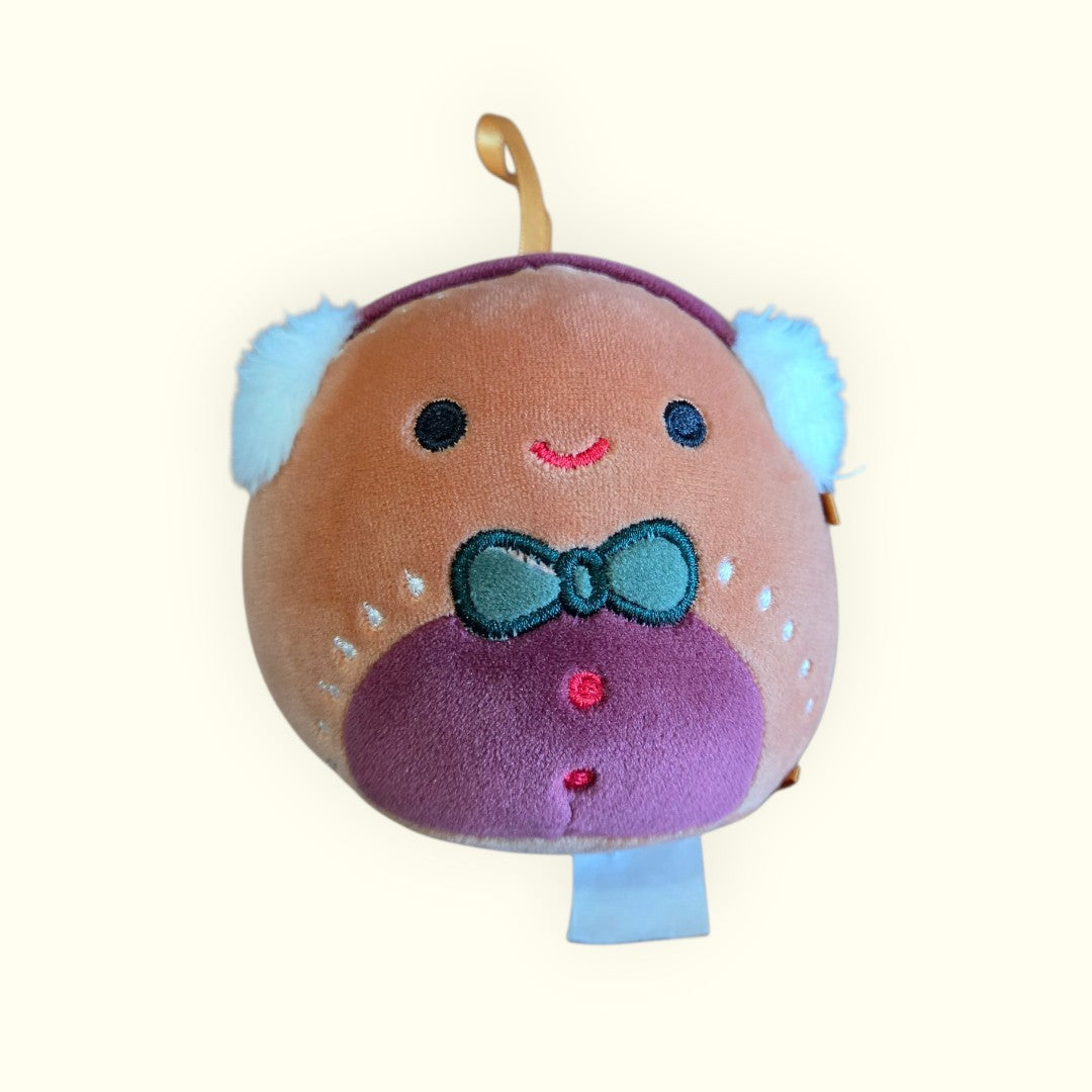 Peluche Clip / Ornement Squishmallows - Jordan le Bonhomme de Pain d'Épices (Édition des Fêtes)
