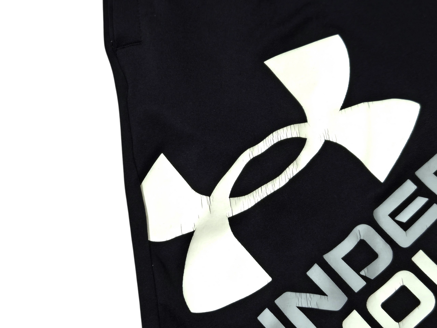 8-10ans Short sport UNDER ARMOUR
