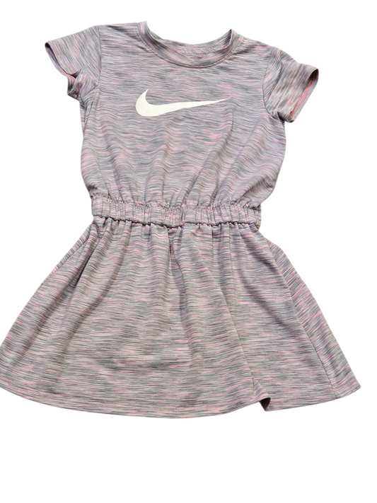 4-5ans Robe sport NIKE